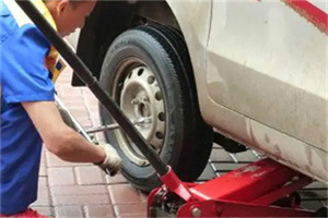 吉隆附近拖车24小时服务热线电话